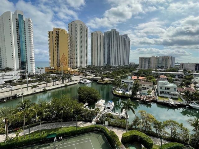 Продажа квартиры #942 - фото 6849757