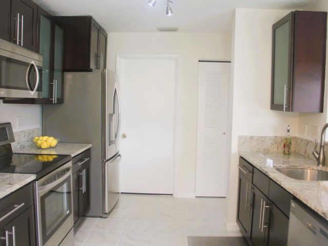 Дом в аренду по адресу 6663 Boca Pines Trail B - фото 6921167