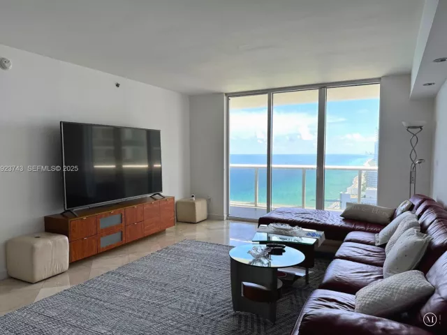 Квартира в аренду номер3303 - фото 6851049