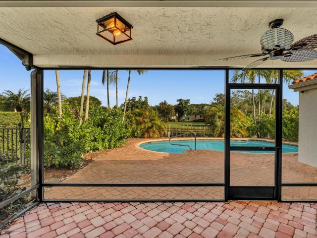 Продажа дома по адресу 8181 Nadmar Avenue - фото 6862025