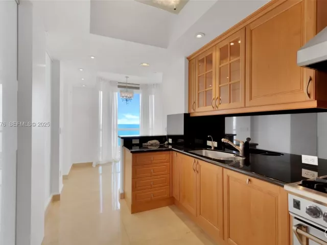 Продажа квартиры #905 - фото 6850817