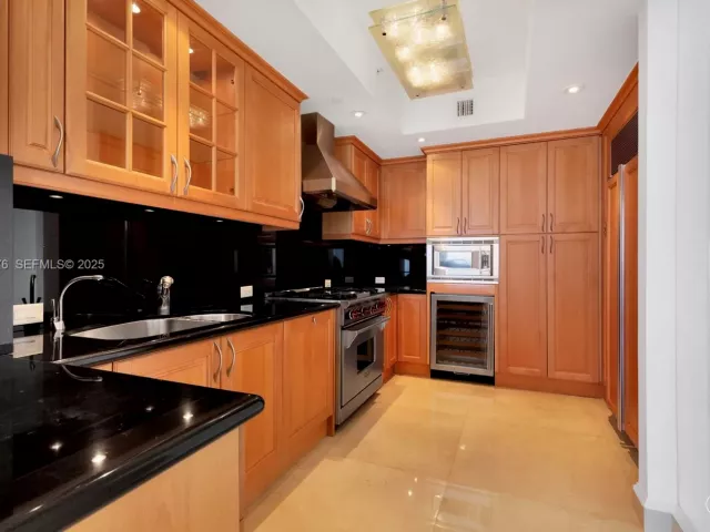 Продажа квартиры #905 - фото 6850818