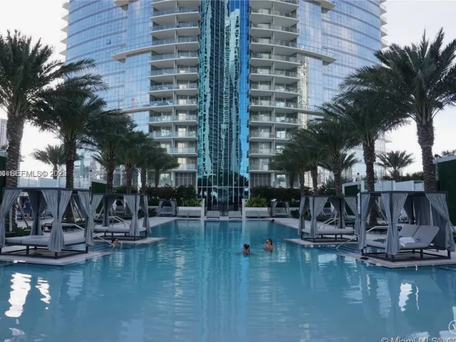 Продажа квартиры #4911 - фото 6849393