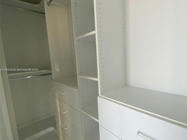 Продажа квартиры #2902 - фото 6852022