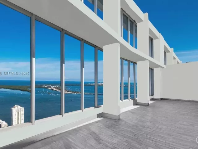 Продажа квартиры #5701 - фото 6857740