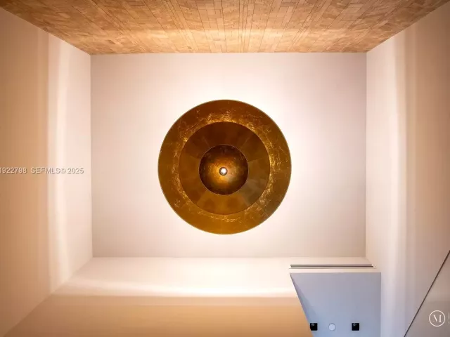 Продажа квартиры #5701 - фото 6857736