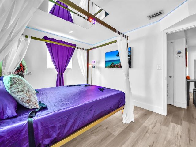 Дом в аренду по адресу 506 N 60th Ter - фото 7472685