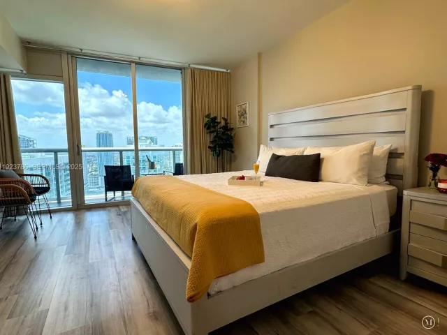 Продажа квартиры #4405 - фото 6852111