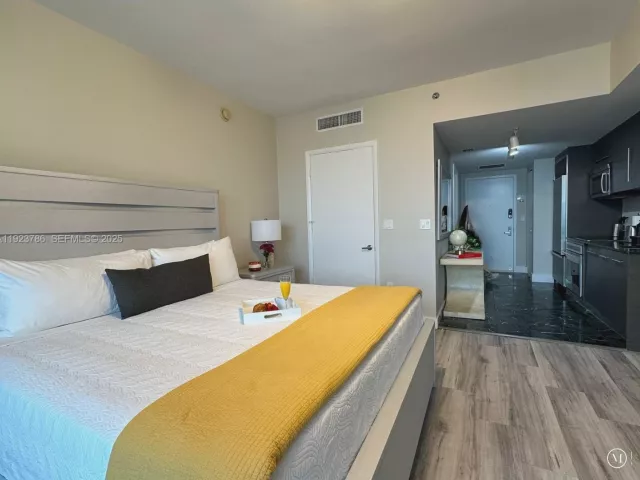 Продажа квартиры #4405 - фото 6852112