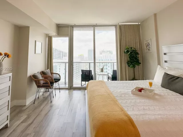 Продажа квартиры #4405 - фото 6852115