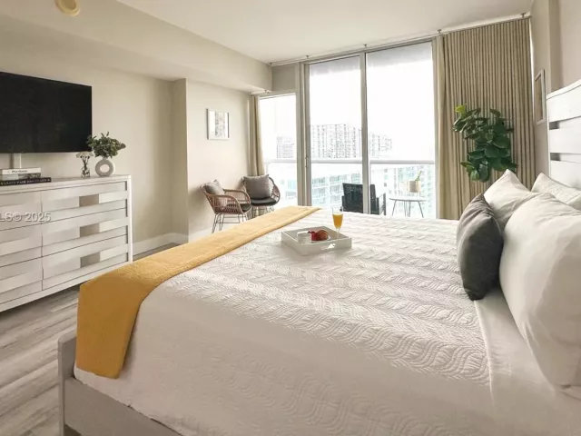 Продажа квартиры #4405 - фото 6852118