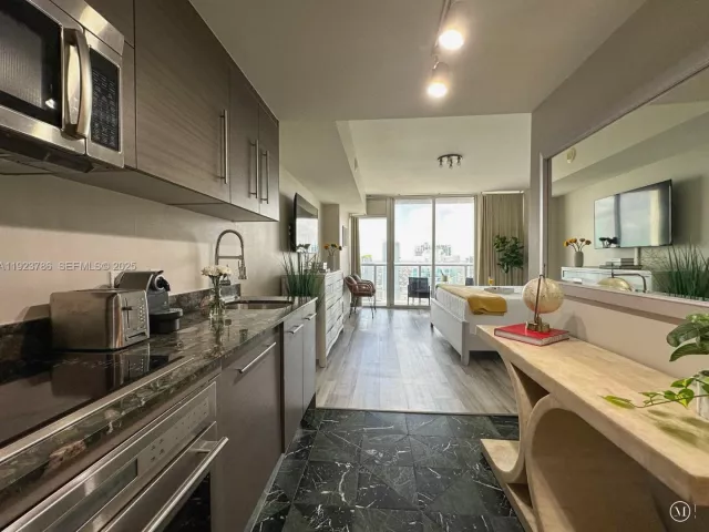 Продажа квартиры #4405 - фото 6852107