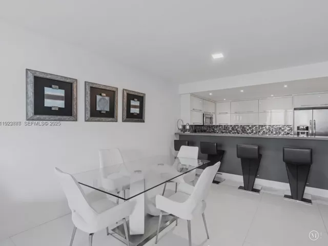 Продажа квартиры #627 - фото 6852709