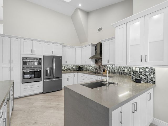 Продажа дома по адресу 10446 Stonebridge Boulevard - фото 6853985