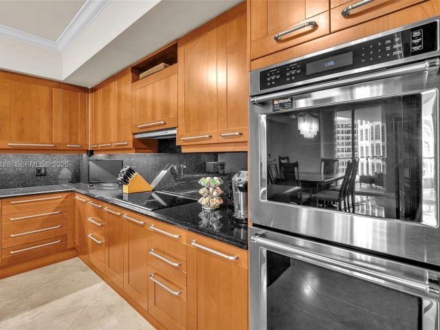 Продажа квартиры #1705 - фото 6853460