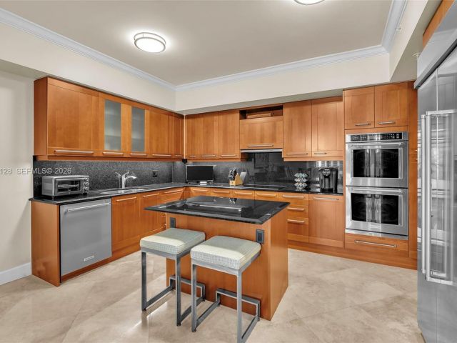 Продажа квартиры #1705 - фото 6853463