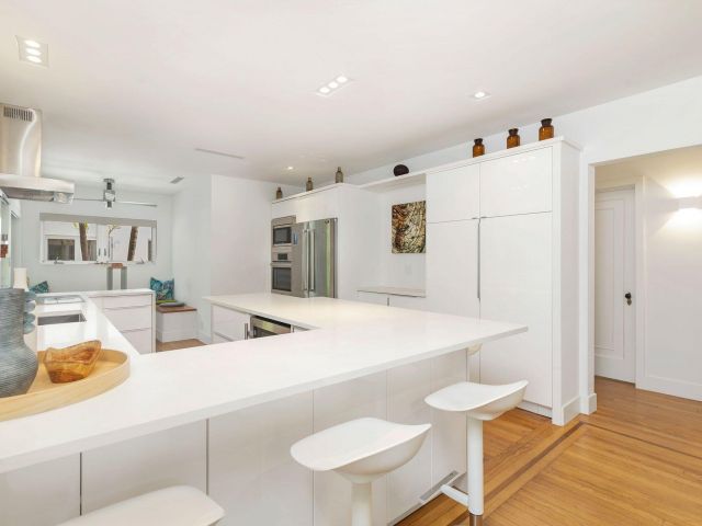 Продажа дома по адресу 711 Ardmore Road - фото 6862486