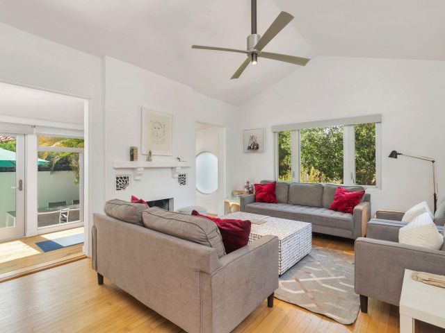 Продажа дома по адресу 711 Ardmore Road - фото 6862491