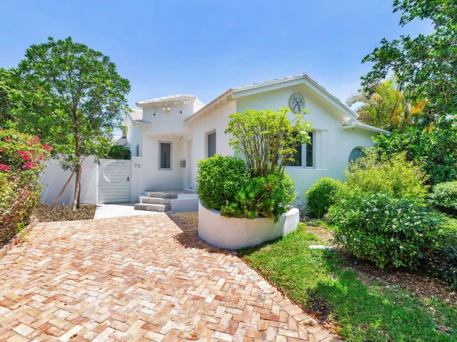 Продажа дома по адресу 711 Ardmore Road - фото 6862493