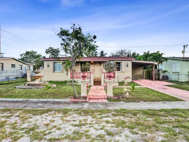 Продажа дома по адресу 6404 Evans St - фото 8975855