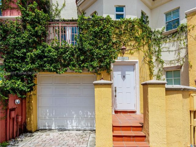 Дом в аренду по адресу 18460 NE 30th Ave 18460 - фото 6853525