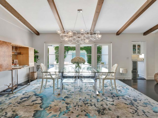 Дом в аренду по адресу 136 Worth Court S - фото 6853572