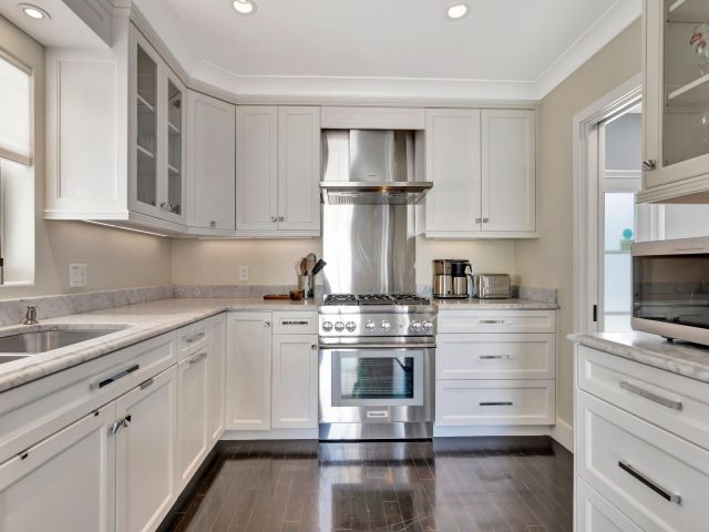 Дом в аренду по адресу 136 Worth Court S - фото 6853582