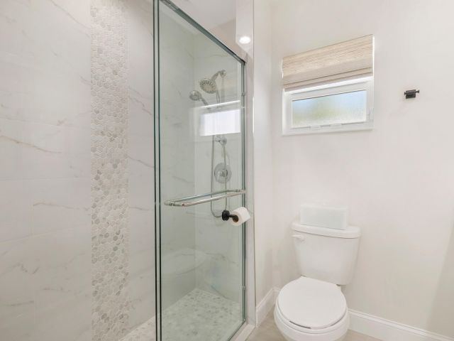 Продажа дома по адресу 3805 Russell Avenue - фото 6855419