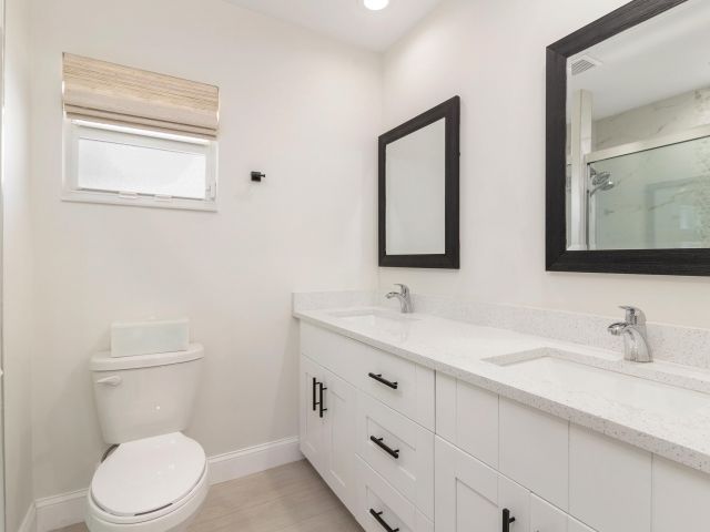 Продажа дома по адресу 3805 Russell Avenue - фото 6855420