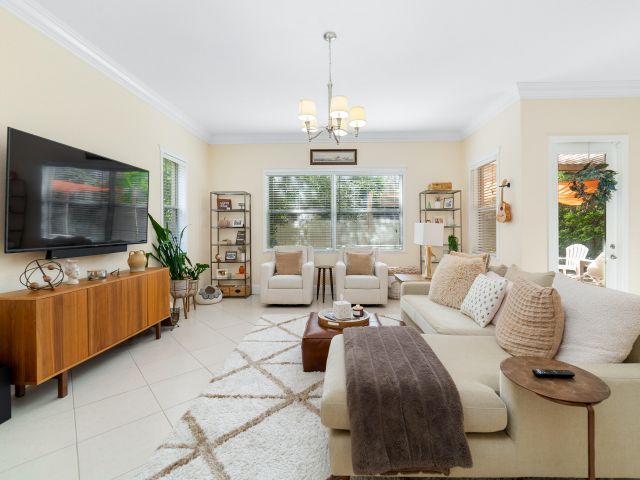 Продажа дома по адресу 254 Gazetta Way - фото 6853910