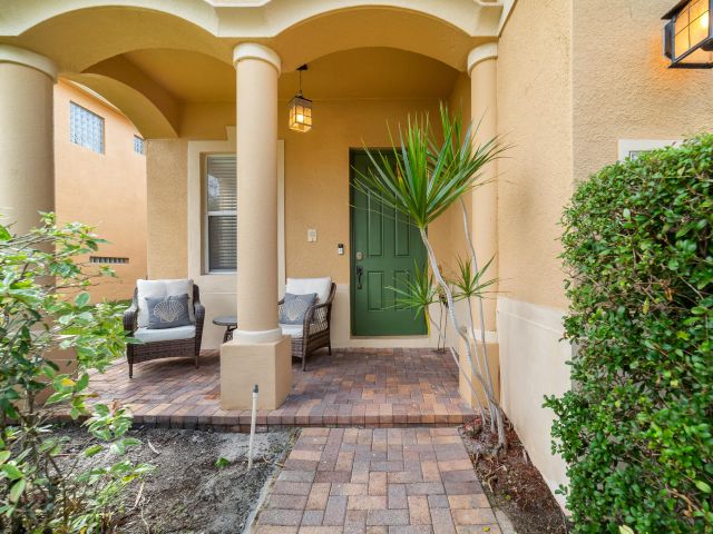 Продажа дома по адресу 254 Gazetta Way - фото 6853915