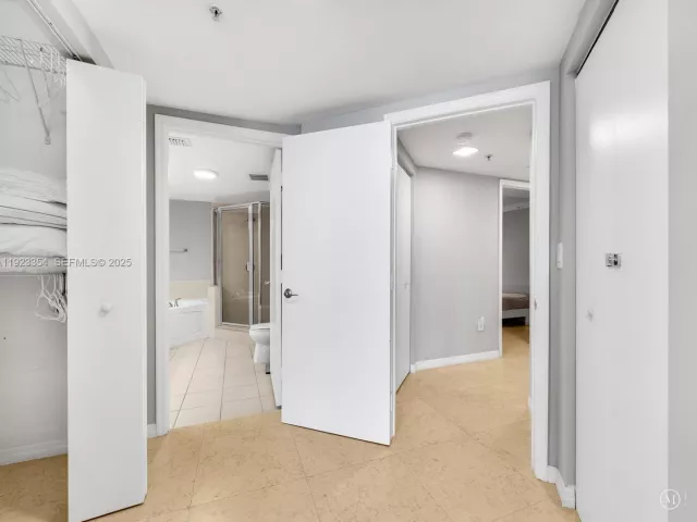 Продажа квартиры #2906 - фото 6856077