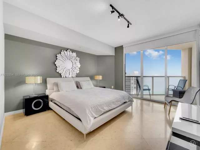 Продажа квартиры #2906 - фото 6856079