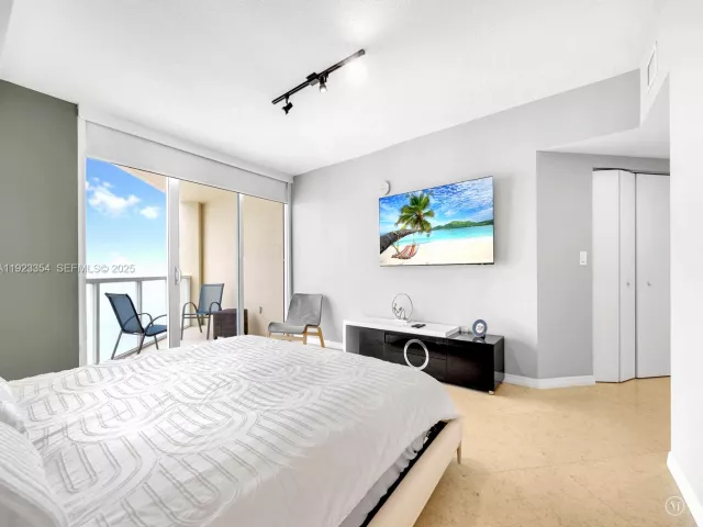 Продажа квартиры #2906 - фото 6856080