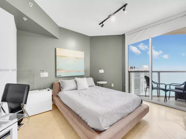 Продажа квартиры #2906 - фото 6856074