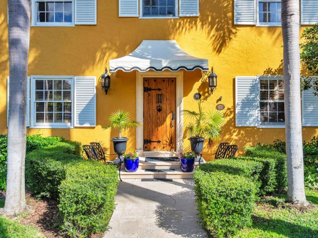 Продажа дома по адресу 303 Marlborough Road - фото 6857462