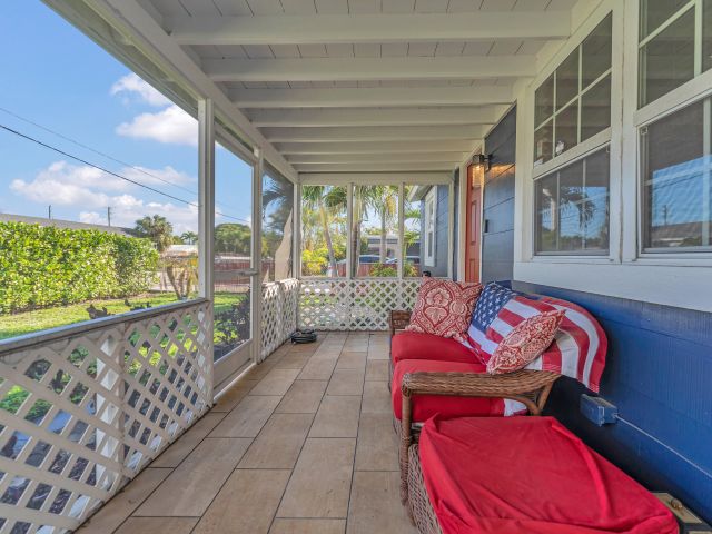 Дом в аренду по адресу 818 Kaye Street - фото 6855438