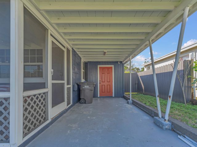 Дом в аренду по адресу 818 Kaye Street - фото 6855441