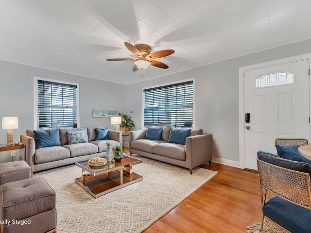 Дом в аренду по адресу 818 Kaye Street - фото 6855447