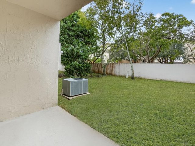 Дом в аренду по адресу 20951 Via Alamanda 3 - фото 6858453