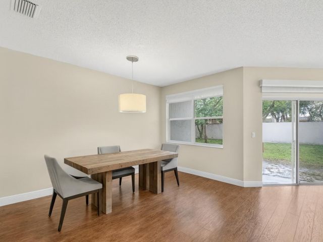 Дом в аренду по адресу 20951 Via Alamanda 3 - фото 6858457