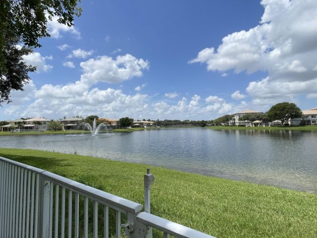 Дом в аренду по адресу 6722 Duval Avenue - фото 6855494