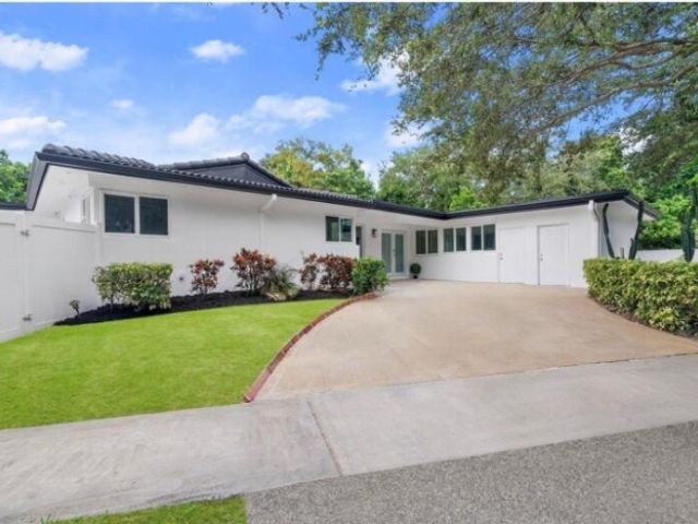 Продажа дома по адресу 1124 Yale Drive - фото 6893048