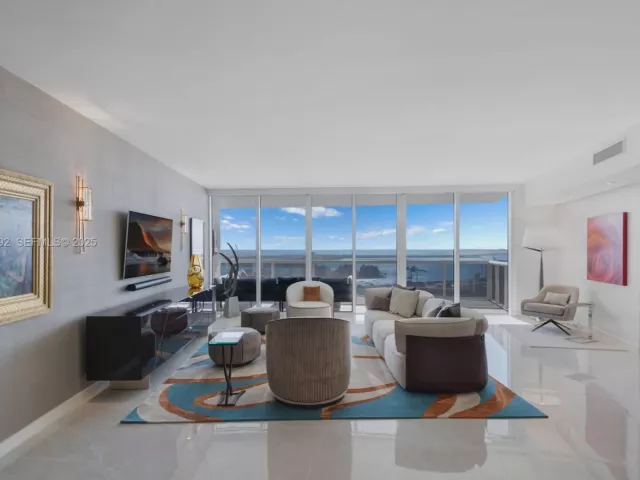 Продажа квартиры #3503 - фото 6855265