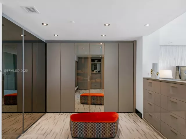 Продажа квартиры #3503 - фото 6855251