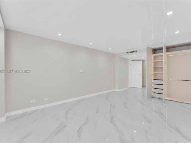 Продажа квартиры #1414 - фото 6856910