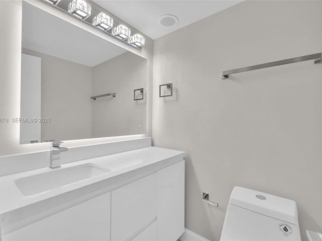 Продажа квартиры #1415 - фото 6856890