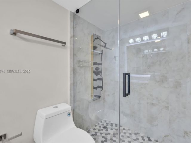 Продажа квартиры #1415 - фото 6856891