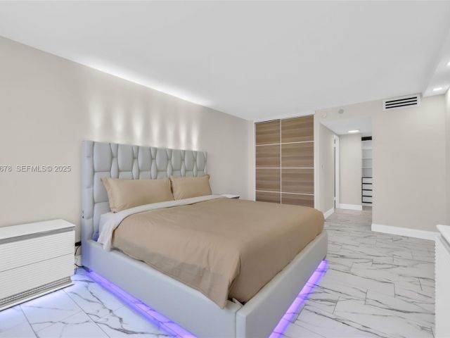 Продажа квартиры #1415 - фото 6856894