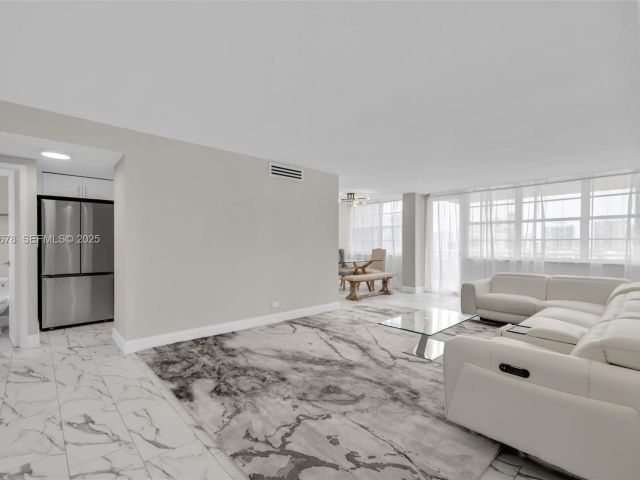 Продажа квартиры #1415 - фото 6856899